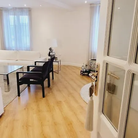 Premium Penthouse For 4 At The Heart Of The City